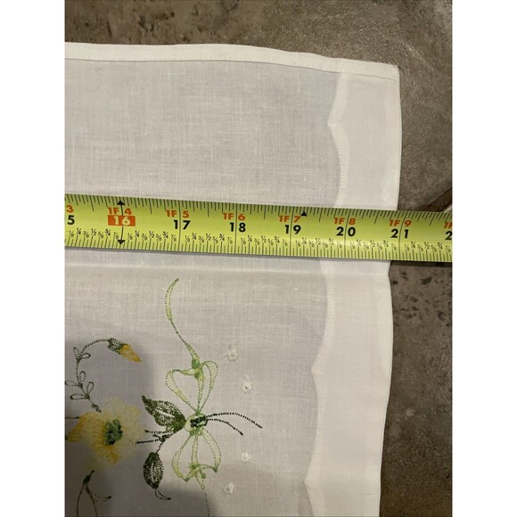 Vintage White Linen Hand Towel Yello Flower Embroidered Guest Towel - Picture 8 of 8